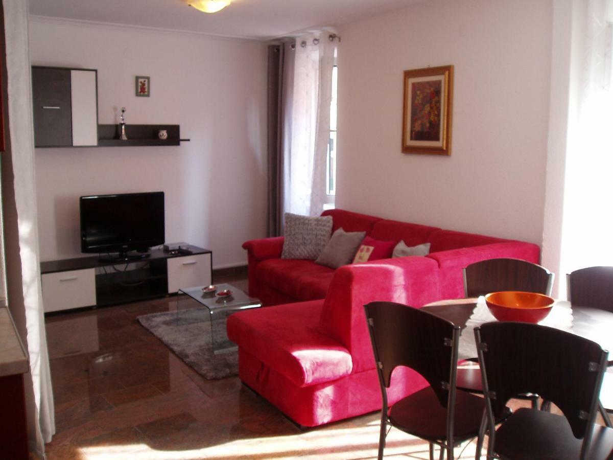 Apartment Oaza Rovinj Exterior photo